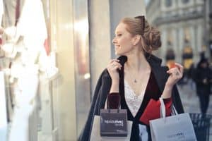 Um die Candidate Journey zu optimieren, müssen Unternehmen die richtigen Touchpoints identifizieren und priorisieren. Um die Candidate Journey zu optimieren, müssen Unternehmen die richtigen Touchpoints identifizieren und priorisieren.